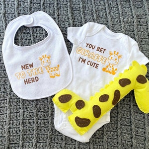 Giraffe Onesie and Bib Gift Set, You Be Your Giraffe I&#39;m Cute Baby Bodysuit, New to the Herd Bib, Gender Neutral Jungle Newborn Gift Set