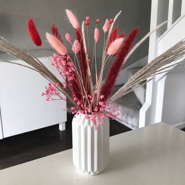 Pink and Red Dried Flowers & Pampas  | Love | Letterbox friendly 30cm | UK | Girl | Gift | Interior Decor