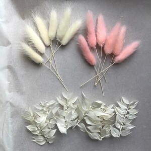 18 pezzi di torta / fiori secchi artigianali / 18 steli / 5-10 cm / decorazioni per cupcake / decorazioni per torte / code di coniglio / bianco e rosa / decorazione per torte