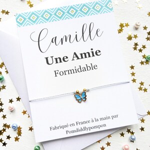 Bracelet d'amitié avec cordon réglable, carte personnalisée avec enveloppe, bijou minimaliste avec breloque papillon, cadeau pour amie en or