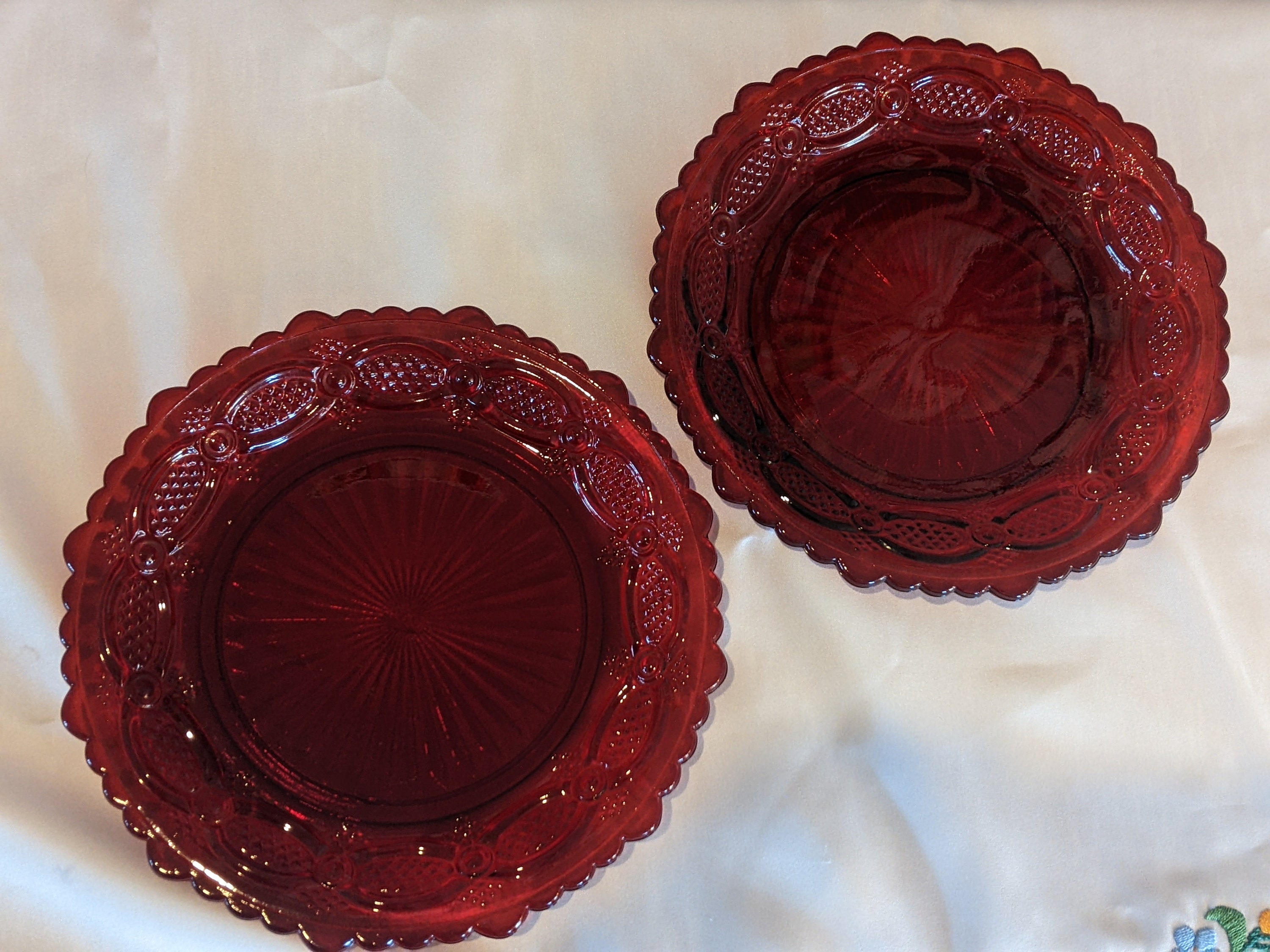 AVON Ruby Red CAPE COD Salad Plates Set of 2 Cut Red Glass Vintage
