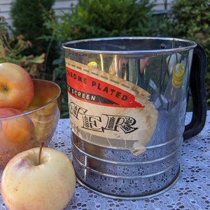 VINTAGE CHROME SIFTER Farmhouse Kitchen Polished Chrome Triple Sifter | Mid-century Kitchen 50s 60s / Implement Farmhouse Style Metal Mesh