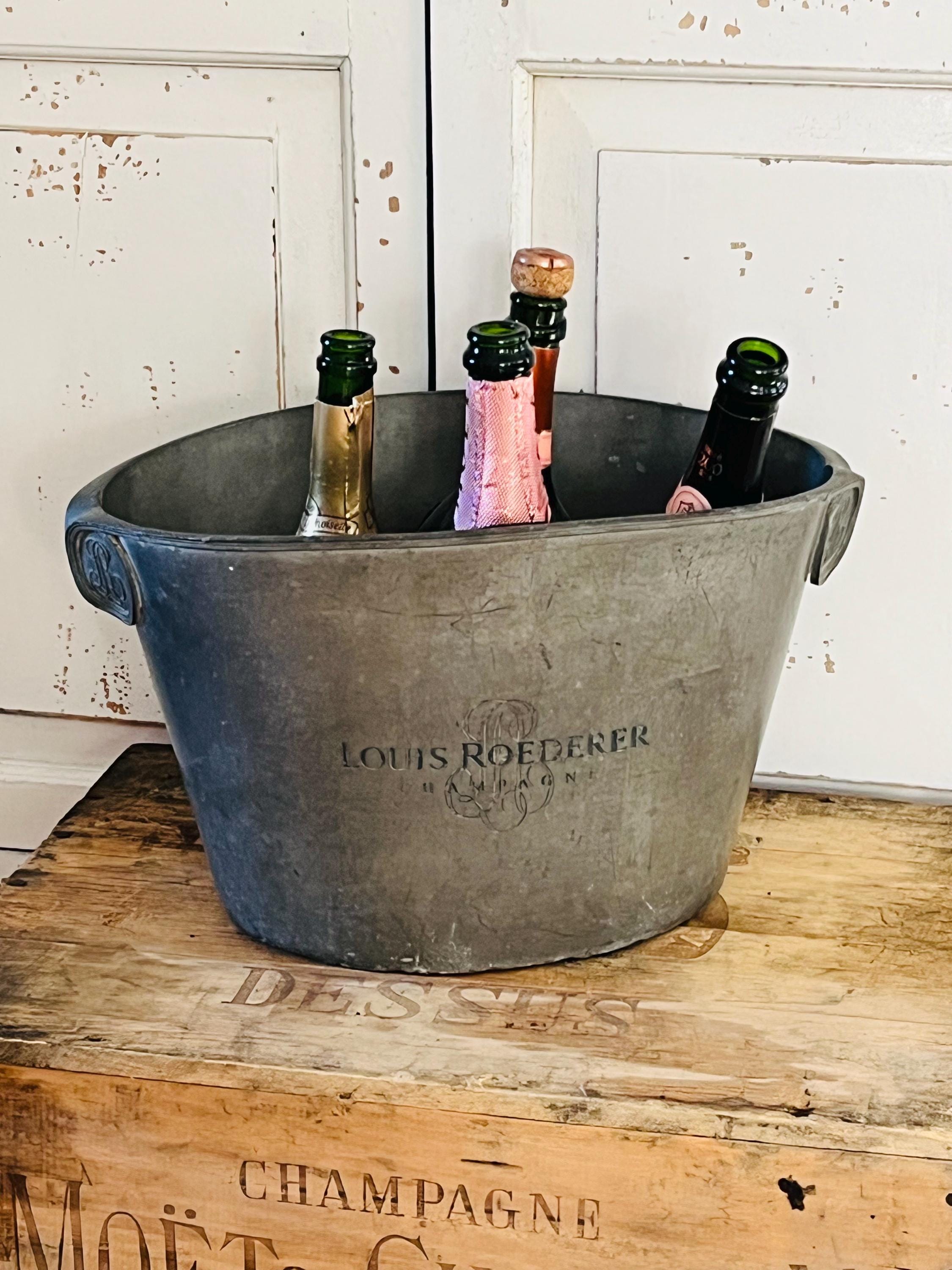 Seau à Champagne / Rafraîchisseur En Étain – Roederer – Couleur Argenté