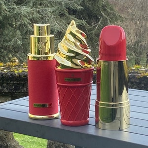 SEAU A CHAMPAGNE PIPER HEIDSIECK rouge hauteur 24cm diamètre 13cm EUR 12,90 - FR SEAU A CHAMPAGNE PIPER HEIDSIECK rouge hauteur 24cm diamètre 13cm EUR 12,90 - FR