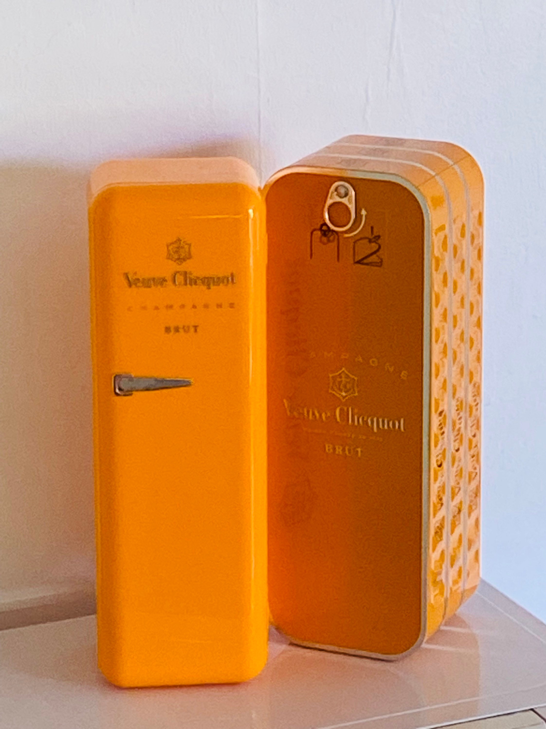 Veuve Clicquot Rosé x SMEG (Fridge Box Limited Edition)