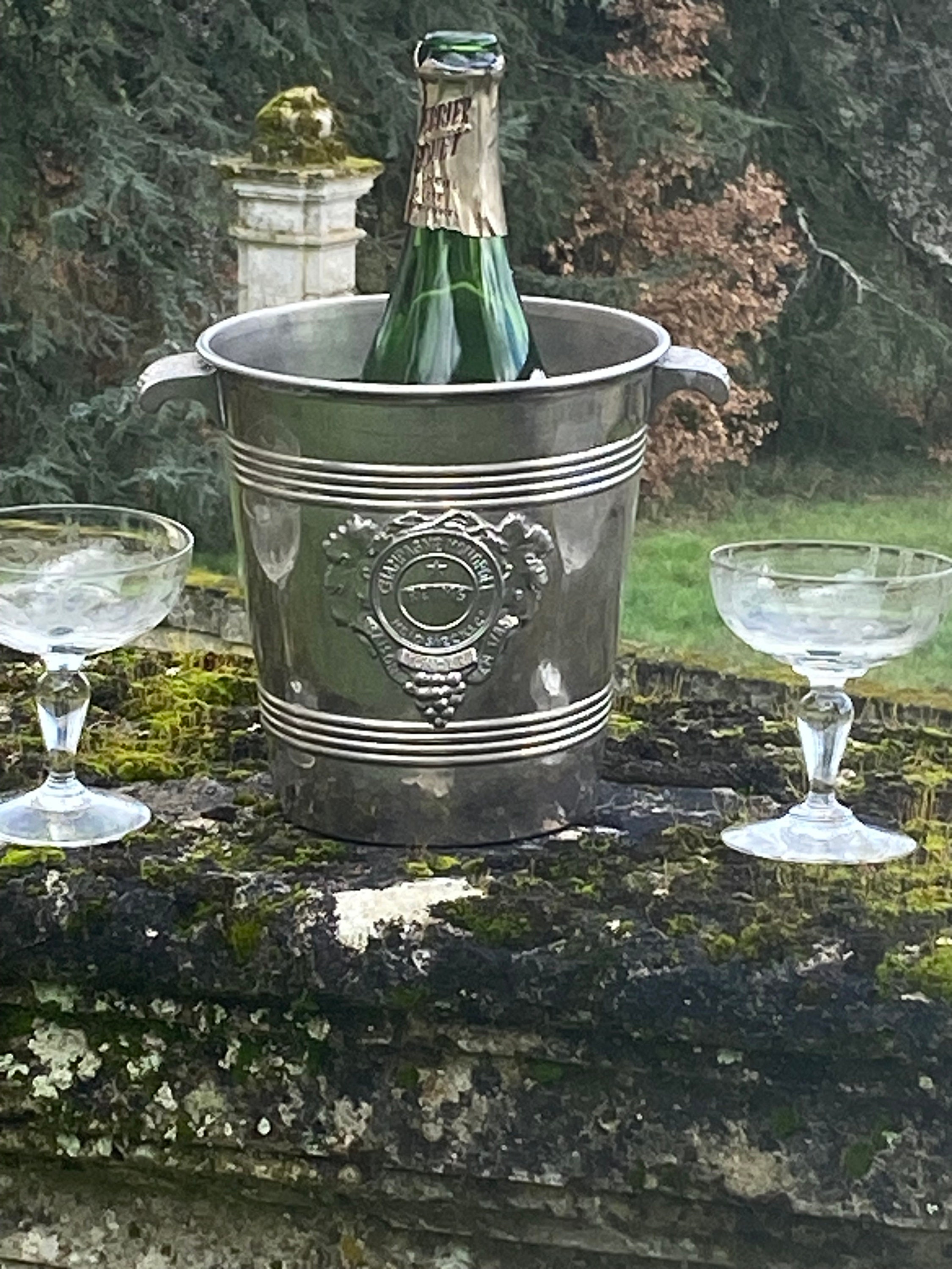 Seau a champagne Art Déco Delbeck en métal chromé Argit