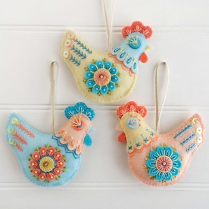 Embroidered felt chickens PDF pattern, DIY Easter ornaments set, Three folk hen decorations, Instant download hand embroidery pattern image 8