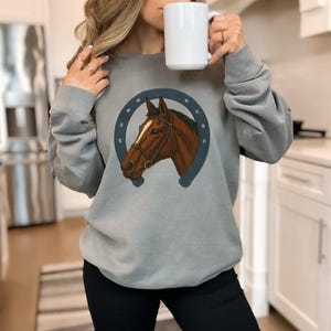 Horse Sweatshirt, Women&#39;s Comfort Colors Western Crewneck, Fall Cowgirl Shirt, Rodeo Graphic Pullover, Ranch Style Equestrian Gift for her