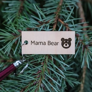 Mama Bär, Mama Bär Geschenk, Gravierter Schlüsselanhänger, Mama Bär Schlüsselanhänger, Muttertagsgeschenk, Muttergeschenk, Geschenk für Mama, Muttergeschenk, Mama