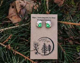 Beer earrings, shamrock earrings, Irish jewelry, funky earrings, beer gifts for women, st Patrick’s day, shamrock studs, beer lover gifts