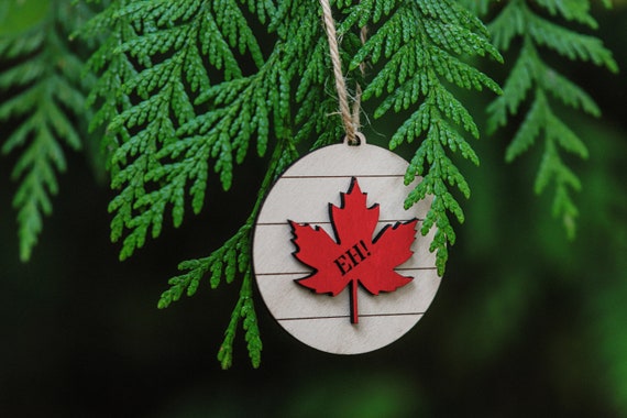 Canada Flag - Cedar Ornament Canada Flag - Cedar Ornament