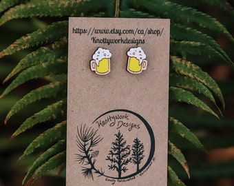 Pendientes de cerveza, regalos para amantes de la cerveza, pendientes de taza de cerveza, pendientes de bebida, pendientes funky, regalos de cerveza artesanal, regalos de cerveza para mujeres, pendientes de bar