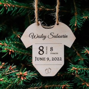 Neue Babyverzierung, benutzerdefinierte Babyverzierung, Baby erste Weihnachtsverzierung personalisiert, 1. Weihnachtsbabyverzierung, Babymitteilungsverzierung