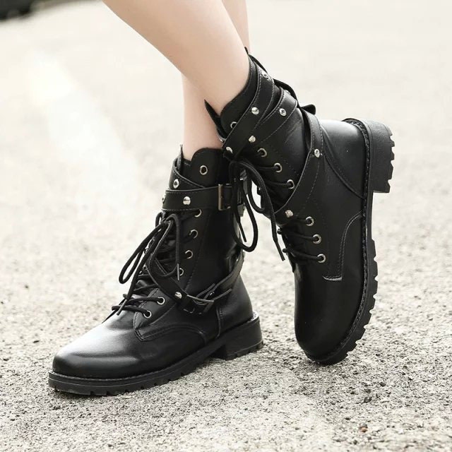 black combat boots womens