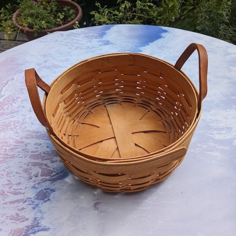 Longaberger 10 Round Basket With Leather Handles Etsy