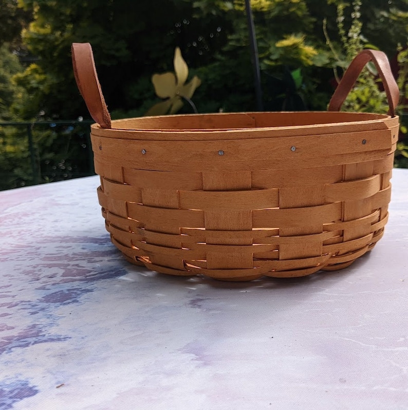 Longaberger 10 Round Basket With Leather Handles Etsy