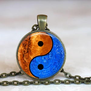 Vuur en water Yin Yang-hangerketting, elementair evenwicht taoïsme symbool bedel