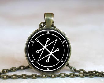 Collar con el sigilo de Azazel: colgante con sello ocultista satánico