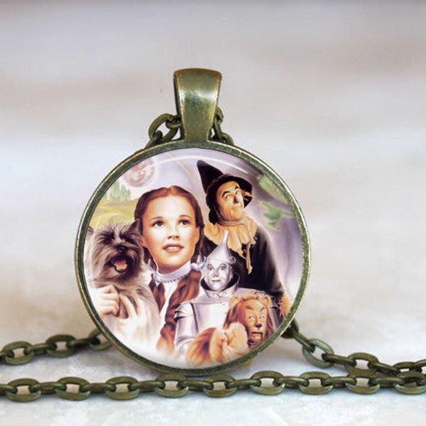 Wizard of Oz Necklace, Wizard of Oz Pendant, Wizard of Oz Jewelry, Wizard of Oz Key chain