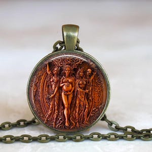 Triple Goddess Hecate Pendant: Wiccan Occult Celtic Necklace