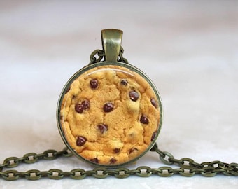 Chocolate Chip Cookie Necklace
