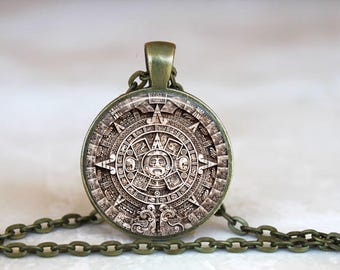 Mayan Calendar Pendant Necklace: 1-Inch Round