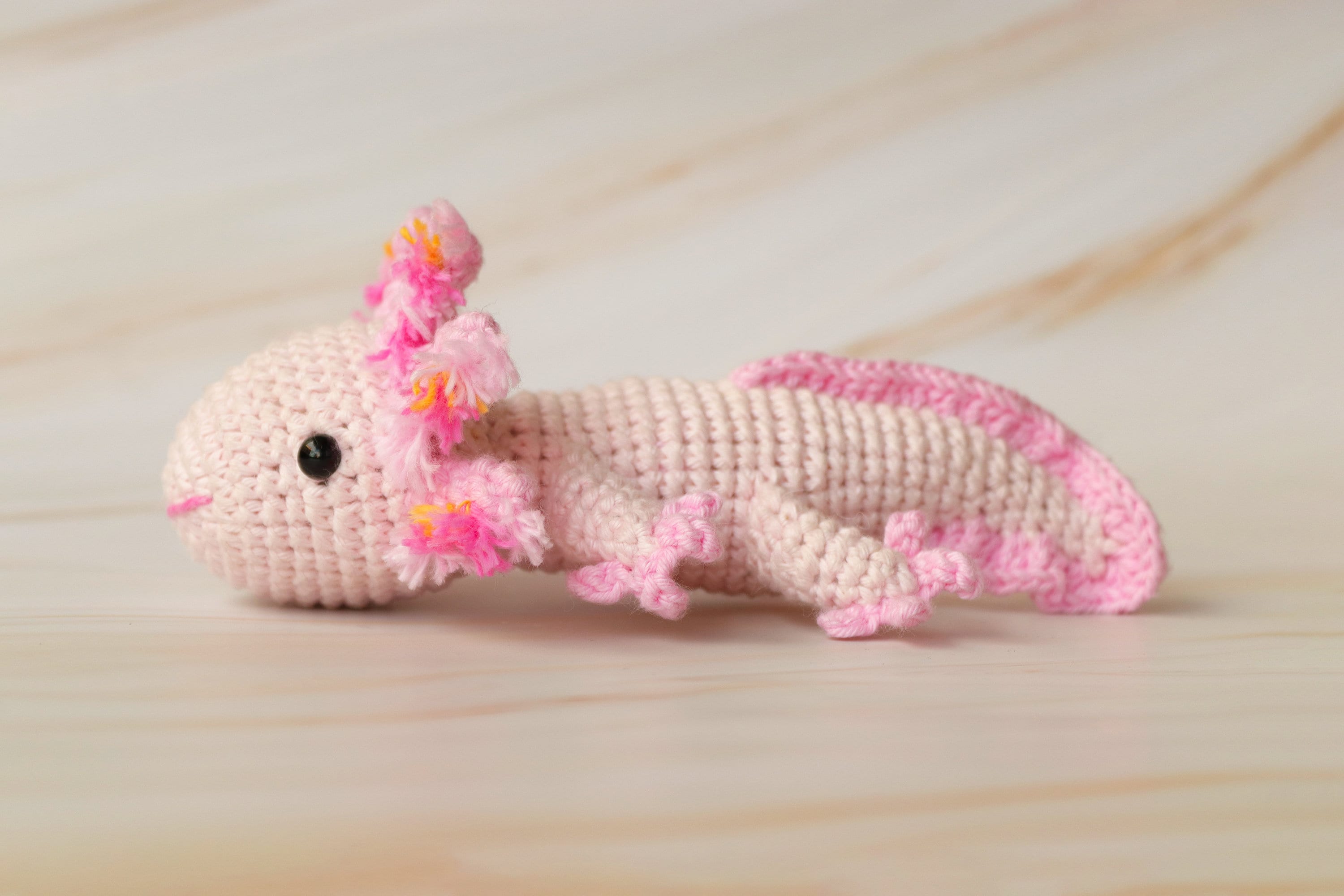 Ajolote amigurumi tejido a crochet, peluche de animal tejido a