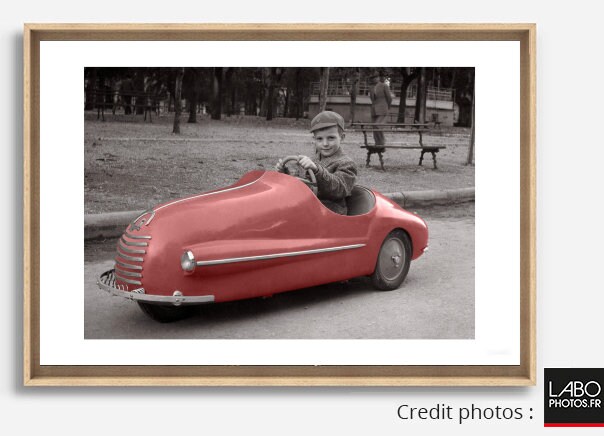 Photographie Ancienne Noir et Blanc - Touche Couleur Enfance 07 Caisse Américaine Chêne Décoration M