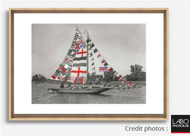 Photographie Ancienne Noir et Blanc - Touche Couleur sur L'eau 06 Caisse Américaine Chêne Décoration