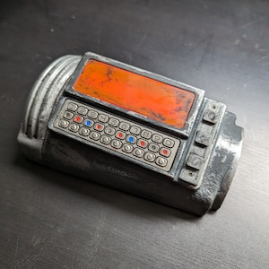Mandalorian inspired Arm Vambrace Computer left Side / Cosplay cuff / Stl. Files