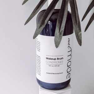 Makeup Brush Cleaner | Moisturizing Conditioner | Makeup Artists Tools | Gifts for Makeup Lovers