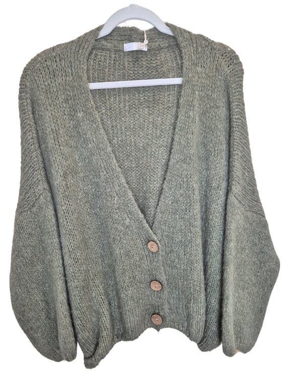 Casual Oversized Wool Cardigan With Wooden Buttons, No