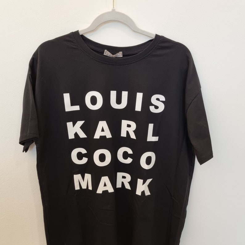 Oversized Round Neck T-Shirt Statement Print weiß, Louis Karl Coco Mark Schwarz