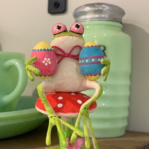 Spun Cotton Easter Frog