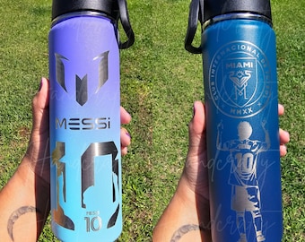 La pulga best soccer player stainless steel insulated laser engraved personalized flip straw water bottle, soccer insulated bottle cup.