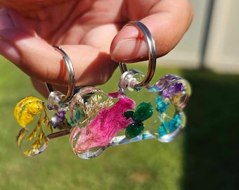 Custom pet tags, dog pet tags, cat pet tags, resin tags, identification tag for pets, resin and flowers tag, glittery ID tag