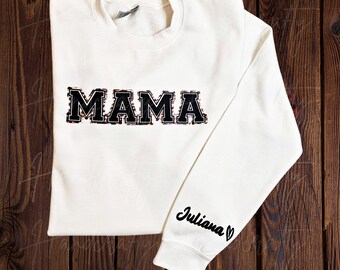 Mama sweatshirt with name sleeve, Personalized Sweatshirt, Mom, Mama Sweatshirt, mama sweatshirt with kid name, mama sweatshirt with names