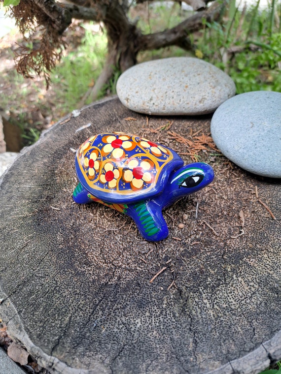 Charming vintage glazed terra cotta turtle jewelr… - image 2