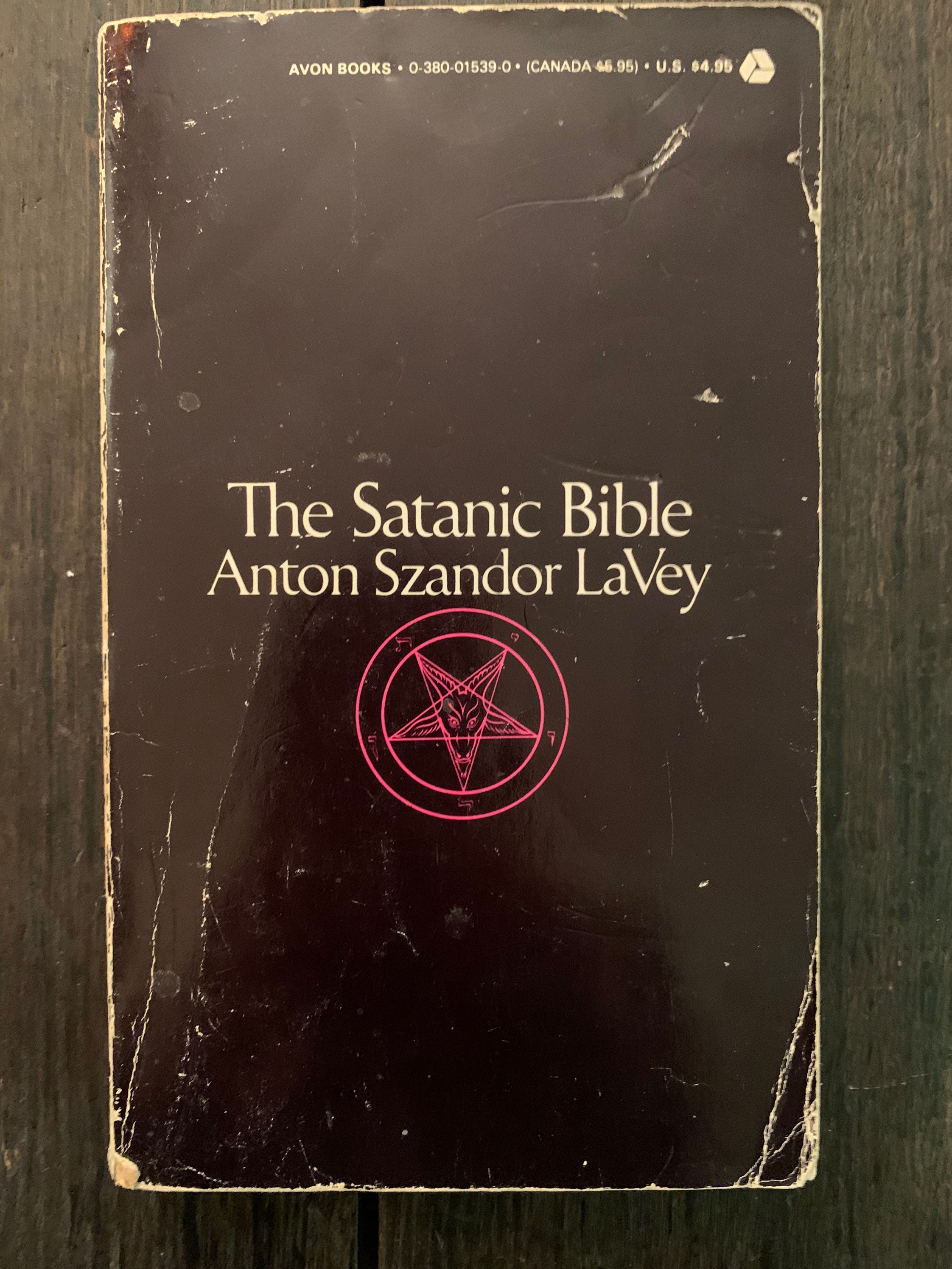 Anton Lavey Biblia Satánica Primero de diciembre de 1969 Avon - Etsy México Anton Lavey Biblia Satánica Primero de diciembre de 1969 Avon - Etsy México