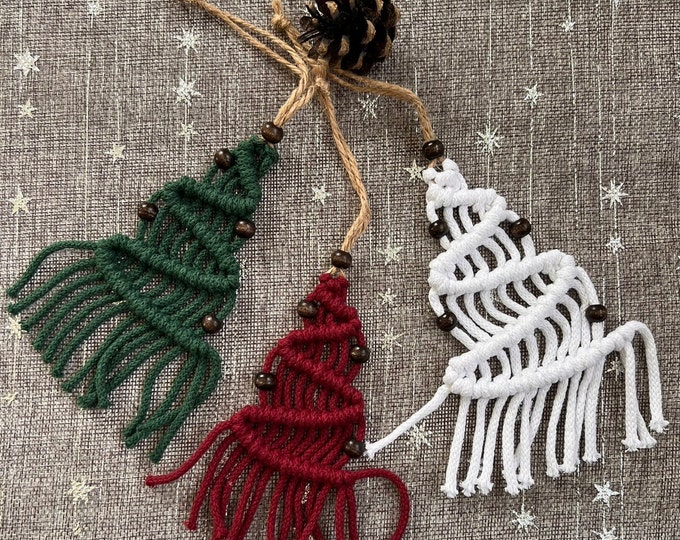 Handmade Macrame Christmas Tree, Boho Holiday Wall Hanging Home Decor