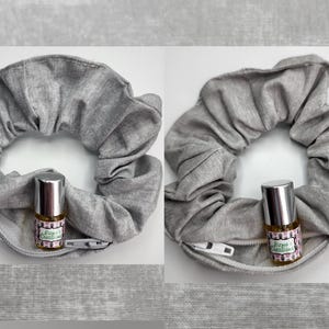 Gray tones Scrunchie+