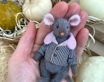 TO ORDER! MICKIEOoak Artist miniature Teddy Mouse
