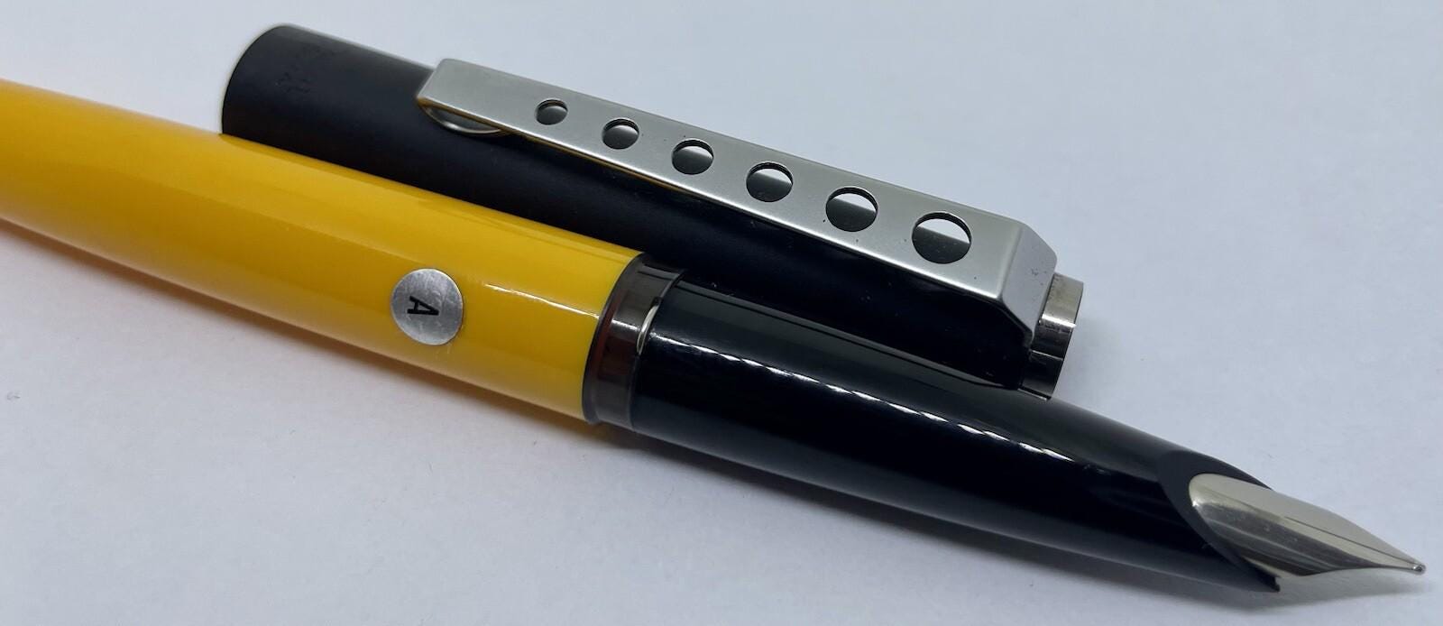 ヴィンテージ モンブラン カレラ 万年筆 新品 ペン先 A ステッカー付き