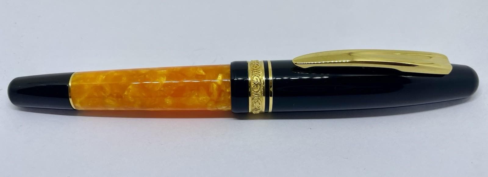 新品未使用 希少 デルタ ドルチェ ヴィータ ゼン 万年筆 - 14K M ペン
