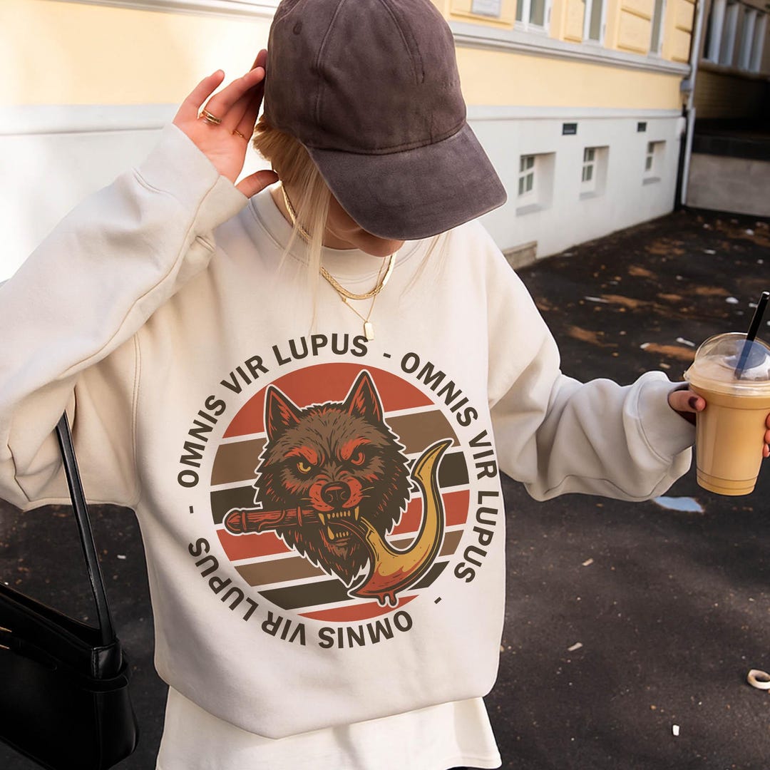 Red Rising Merch, Omnis Vir Lupus, Howler Shirt, Book Lover Gift ...