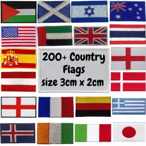 Peut inclure: Un assortiment de drapeaux de pays brodés, dont ceux de la Palestine, de l'Australie et de la Grèce. Les drapeaux sont rectangulaires, d'environ 3 cm sur 2 cm. Une étiquette centrale indique "200+ Country Flags".