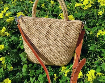 Crocheted raffia shoulder bag, small elegant raffia bag