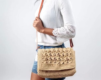 Handmade raffia bag, crochet shoulder bag