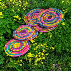 Raffia trivet, set of two (02) handmade trivets