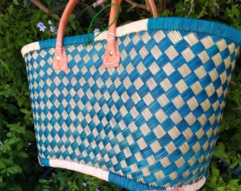 Tote basket, beach basket, shopping basket, market basket, straw basket